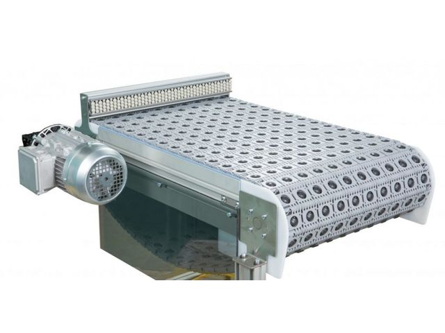 Convoyeurs série 3200 avec technologie Intralox Activated Roller | Belt™ (ARB)