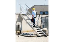 Escaliers droits alu à inclinaison variable