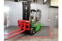 Chariot élévateur frontal 4 roues occasion CESAB BLITZ 250