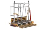 Portique avec rampe d'accès