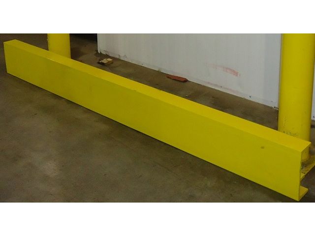 Barrière antichoc industrielle 