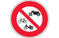 Panneau interdiction aux deux roues