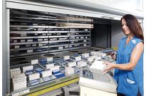 Rayonnage picking : Stockeur vertical high-tech Hänel Lean-Lift®