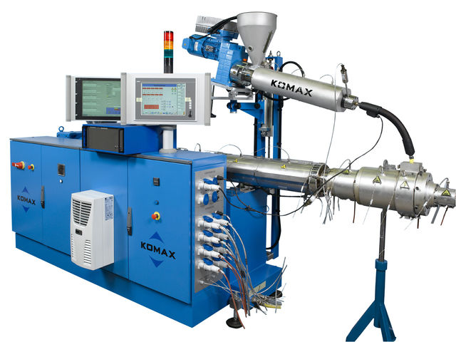 Ligne d’extrusion pour tubes, tuyaux mono et multicouches | KOMAX   
