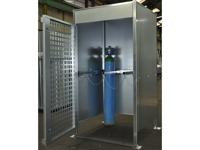 Abri et armoire pour bouteilles de gaz
