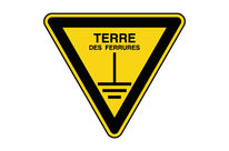 Panneau de danger terre des ferrures 