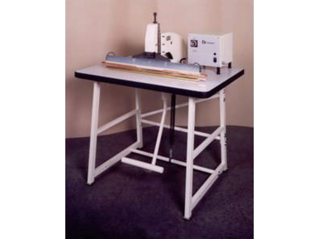 Presse à souder pour usages multiples - M2U