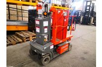 Nacelle à mât vertical en occasion | JLG TOUCAN DUO