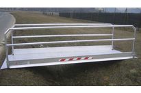 Passerelle en aluminium avec rambardes repliables MW-Tools VAMP32/12
