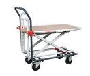 Chariot à plateau réglable en hauteur