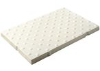 Bande podotactile en béton