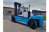 Chariot élévateur à fourches 16T | MPI