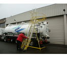 Echelle mobile d'accès aux citernes et conteneurs
