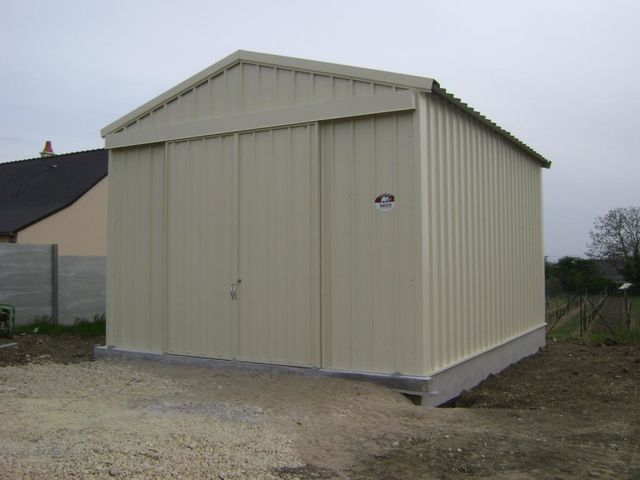 BATIMENT / ABRIS DE CHANTIER METALLIQUE