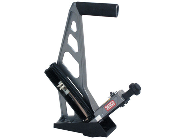 Senco SHF 15, cloueur pour parquet