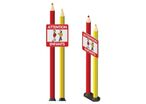 Totem école 2 crayons avec panneau attention enfants + figurine