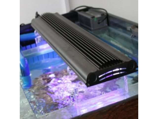 Eclairage à led pour Aquarium de (90cm)