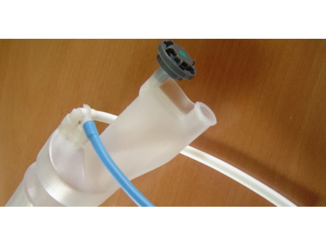 Pièces plastiques en extrusion de soufflage