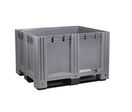 Caisse-palette plastique gerbable - Parois pleines sur pieds - 615L - 510kg charge max - Usage alimentaire - Gris