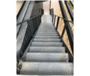 Supports pour marches d'escaliers PMR en caillebotis | Support PS PMR
