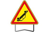 Panneaux de danger temporaire AK31 Accident&amp;quot; sur pieds C2 taille 1000