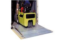 Pont de chargement acier/alu pour container 7300 kg