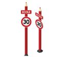 Totem école crayon avec panneau école + limitation de vitesse 30 km/h
