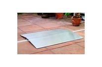 Plaque de franchissement ajustable