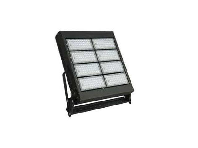 Projecteur LED Stadium, Grues, Pylones, SURPUISSANT 1000W LED 150.000 lumens  ETI-SFL 1000-60