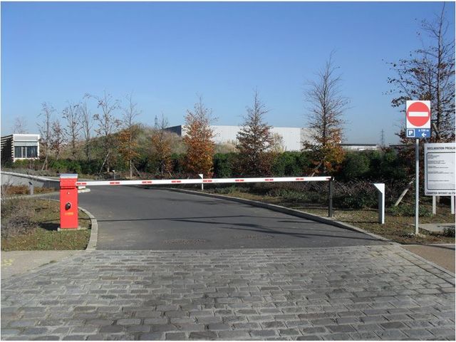 Barrières automatiques