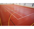 Dalles en polypropylène pour terrain de badminton intérieur | MOSAIK CRÉATION