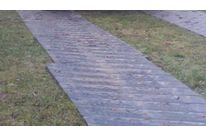 Plaque composite légère pour sécurisation de surface