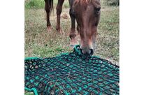 Filet à foin en forme de sac multi-mailles - Mailles : 45x45/60x60 / Ouverture 0,8 x Hauteur 0,8 mètre