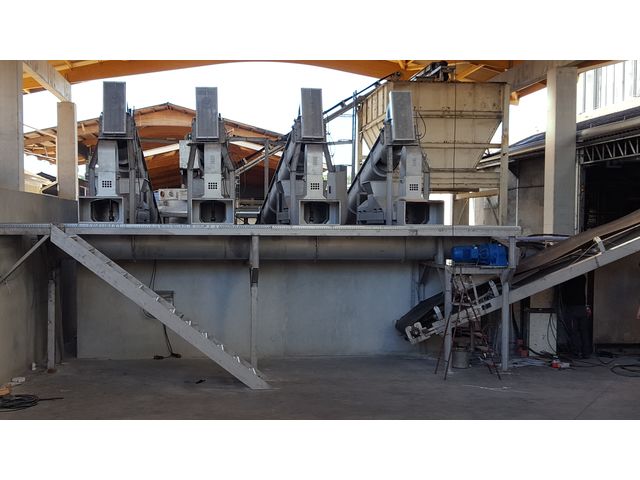 TRAITEMENT DES MARCS DE RAISINS EN DISTILLERIE - ECOPRESS 400