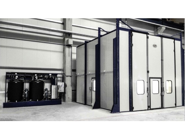 Cabine de lavage manuelle avec laveur à haute pression