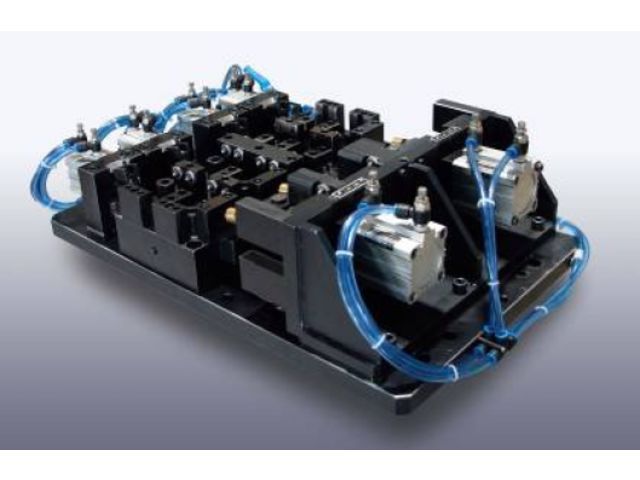 Assemblage de sous-ensembles mécaniques