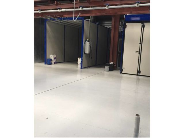 Chaine de peinture liquide