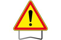 Panneaux de danger temporaire "AK14 Danger" sur pieds T1 taille 1000