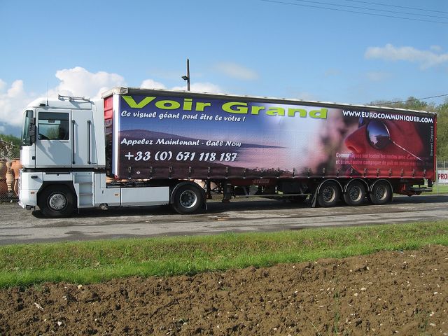 Vernis de protection à base d’eau avec filtre UV