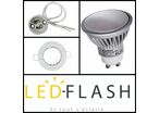 Kit spot led GU10 7 watt (eq. 50 watt) - Support blanc - Couleur eclairage - Blanc chaud 3000°K. Type Support - Carré orientable 84mm