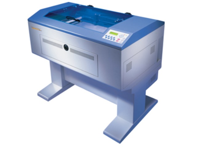 Machine de gravure et découpe : Laser GCC Pro Mercury 12 Watts