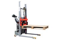 Gerbeur Lev motorisé avec grandes fourches