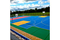 Dalles clipsables polypropylène pour terrains multisports | BERGO