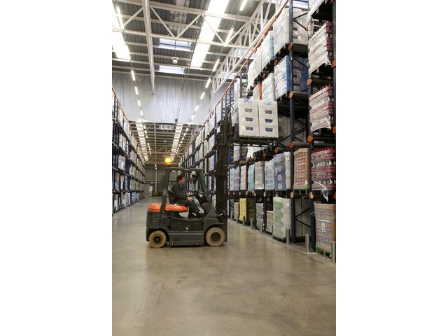 Rayonnages à palette compact