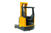 Chariots électriques à mât rétractable 1 400 / 1 600 kg