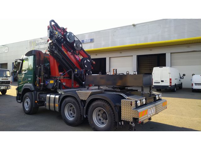 Carrossage et montage de grues auxiliaires 