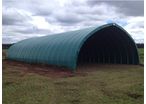 Abri de stockage : tunnel PVC grande hauteur, idéal fourrage agricole