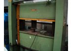 Presse hydraulique à arcades et à colonnes AVERLAND - Type : N/A