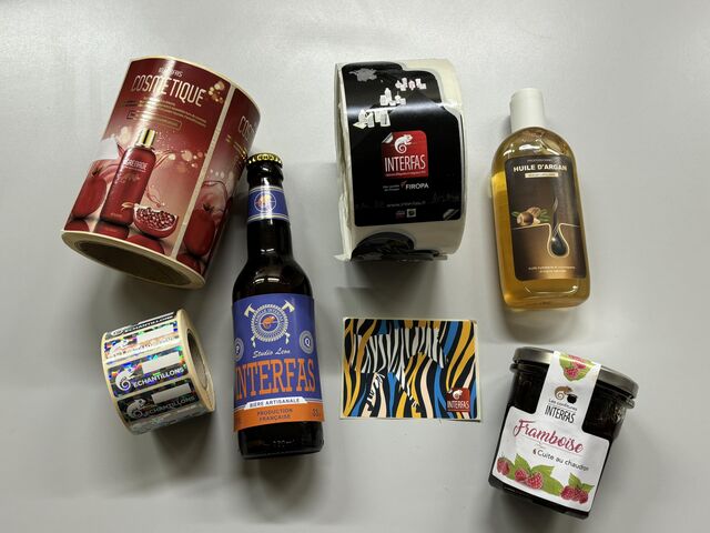 Etiquettes adhésives