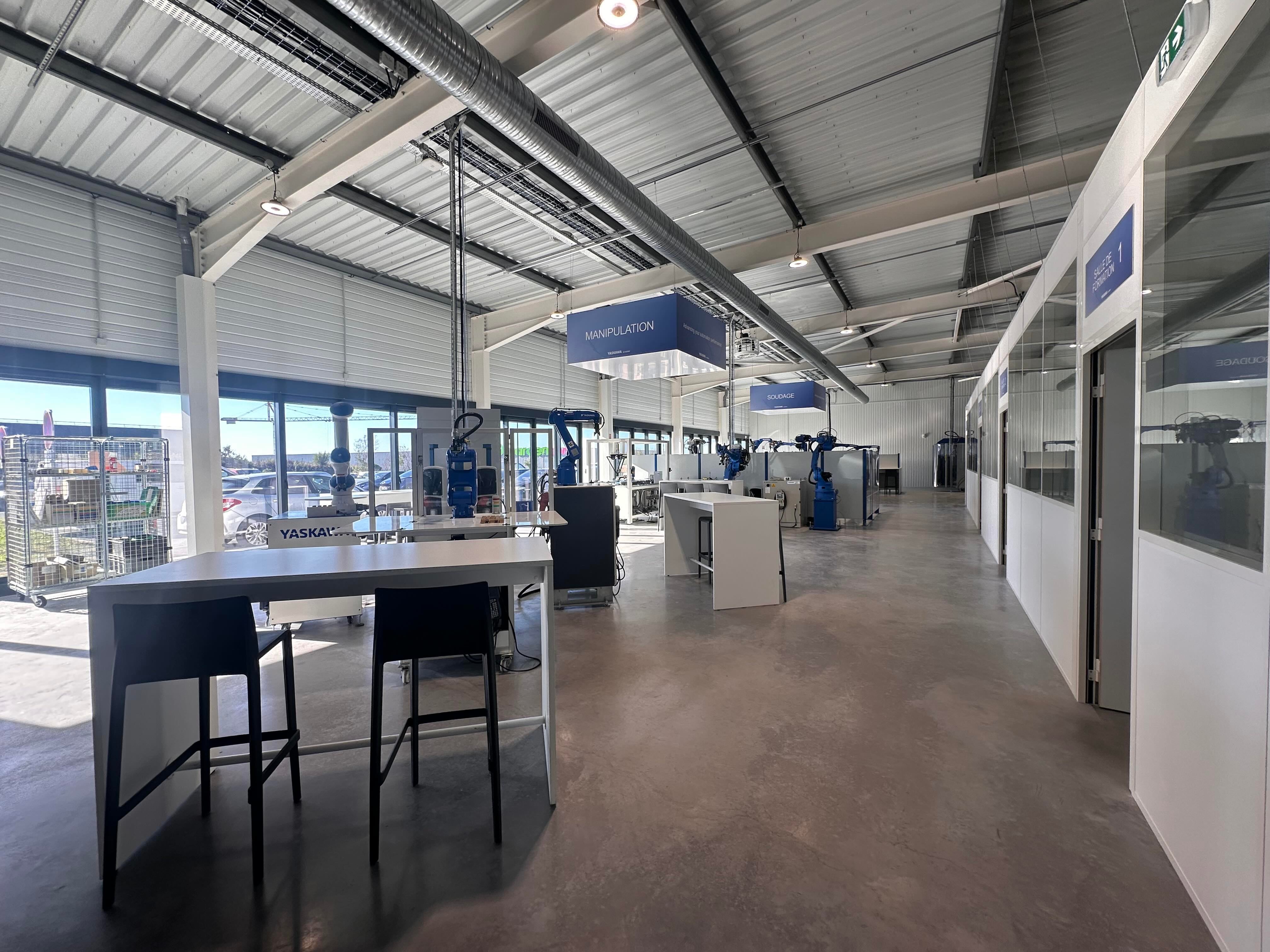 Robotique : Yaskawa agrandit son site nantais en le dotant d’un nouvel espace de formation et d’un centre technique